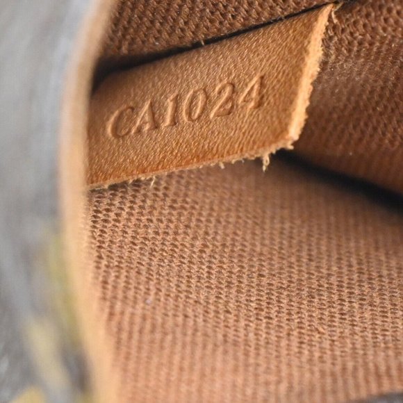 LOUIS VUITTON Pochette Gange Shoulder Bag Monogram Brown Spain - Picture 9 of 12